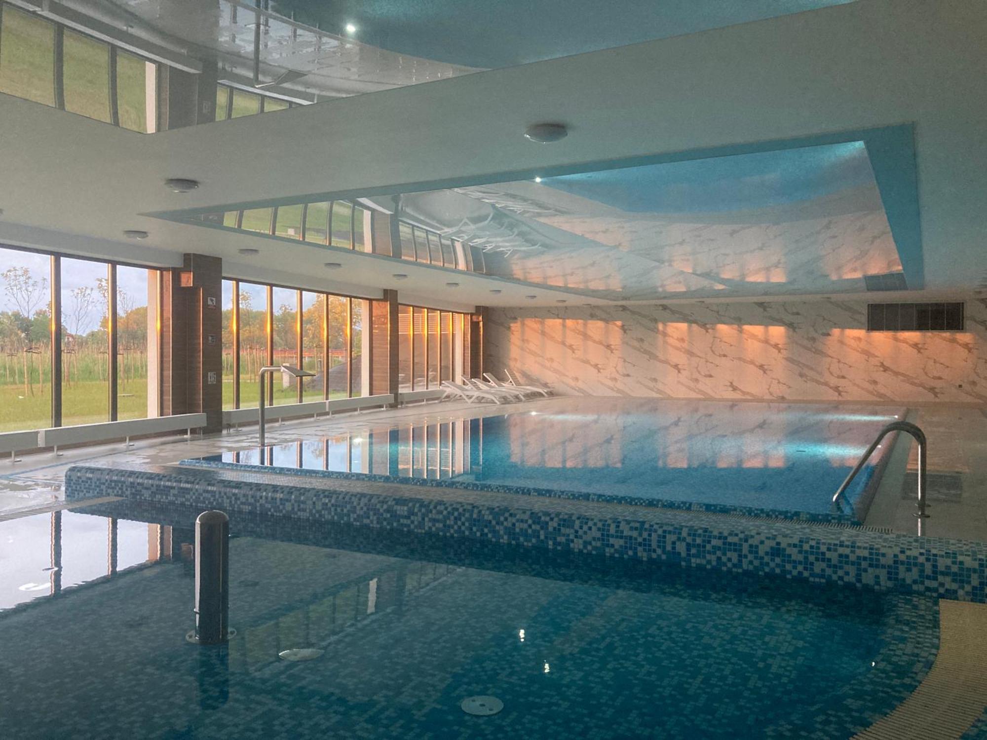 Apartament Coffee-Cream - Relaks - Sauna I Basen Dziwnów Buitenkant foto